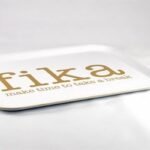 Bricka Make time FIKA, vit / guldtext