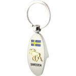 Sverige – nyckelring och flasköppnare med älg och flagga, 50 mm